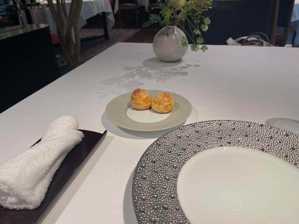 レストランひらまつ 広尾で実際にいただいた料理（1/10）