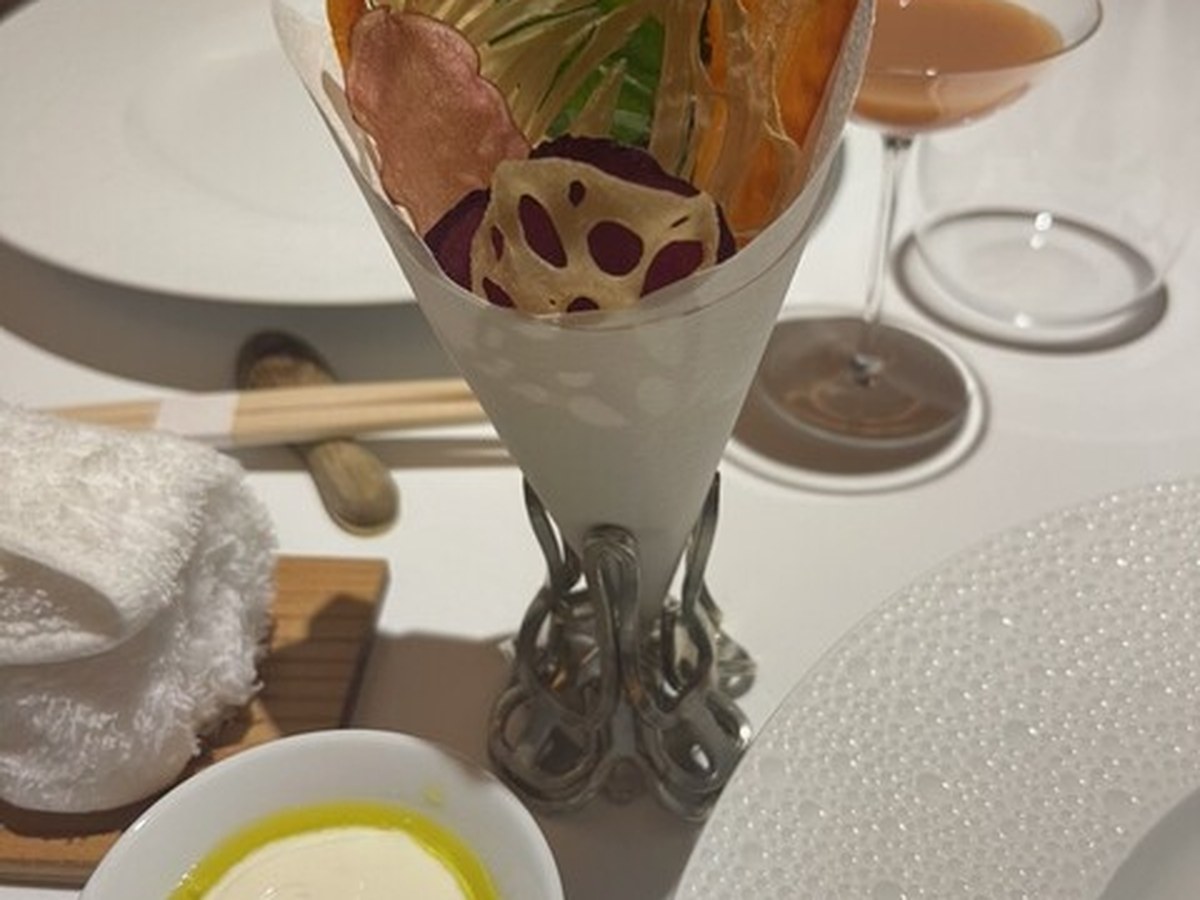 レフェルヴェソンスで実際にいただいた料理（3/10）