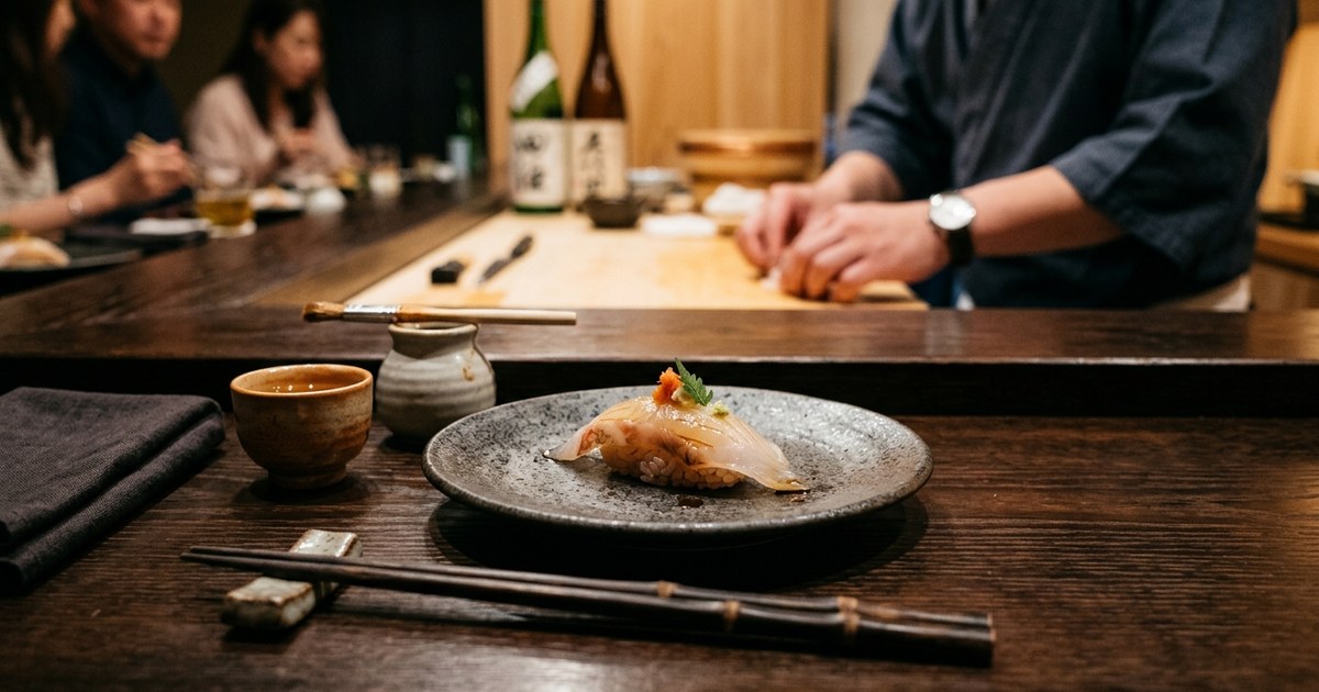 東銀座の最高峰寿司「鮨 あらい」の魅力に迫る!シャリとネタの調和と予約ガイド