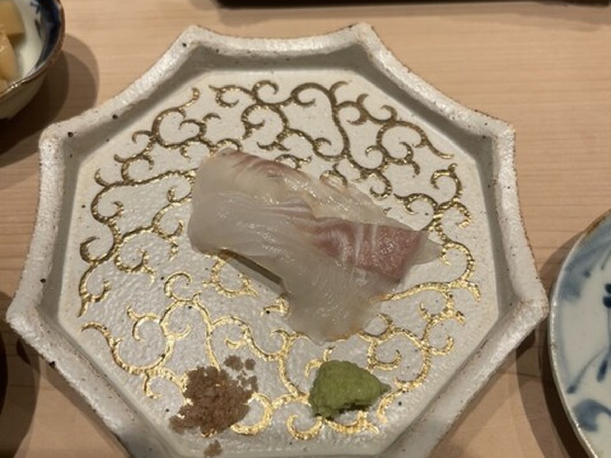 鮨 龍次郎で実際にいただいた料理(1/10)