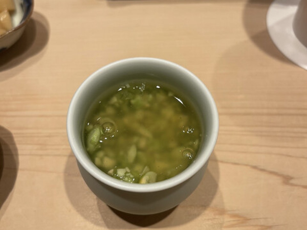 鮨 龍次郎で実際にいただいた料理(2/10)