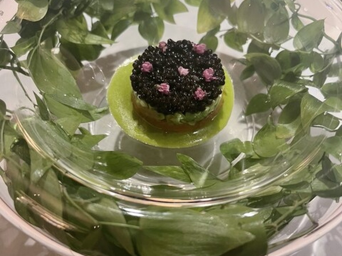 AZUR et MASA UEKIで実際にいただいた料理（1/10）
